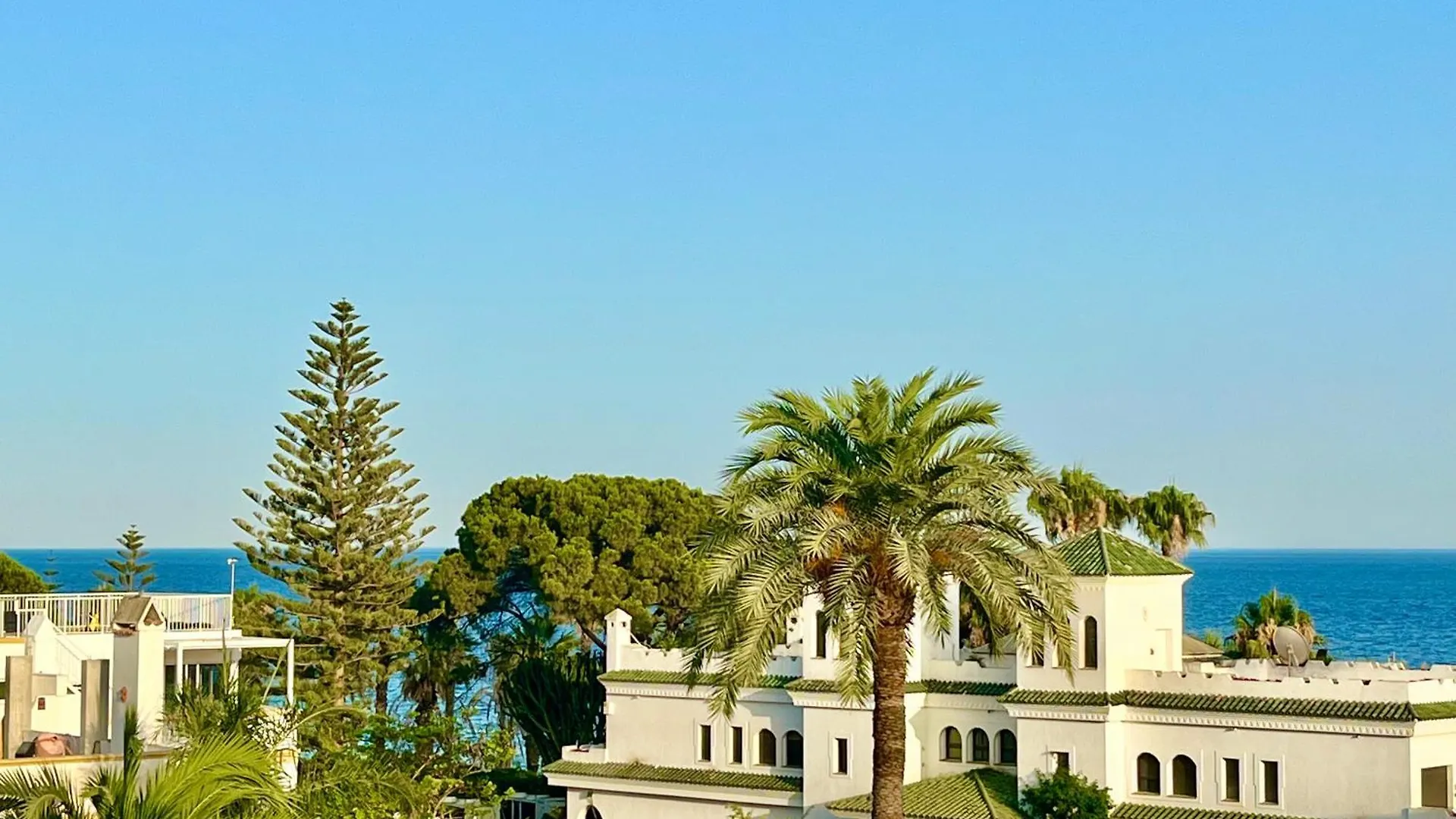 Marbella Trocadero Beach, Tennis And Pool 0*,  Spain