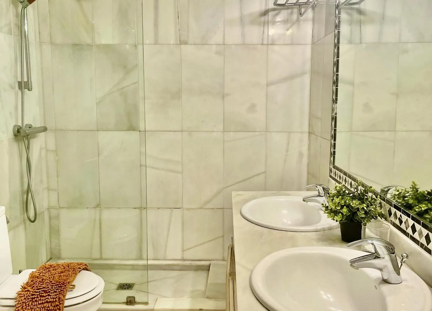 Marbella Trocadero Beach, Tennis And Pool Holiday home